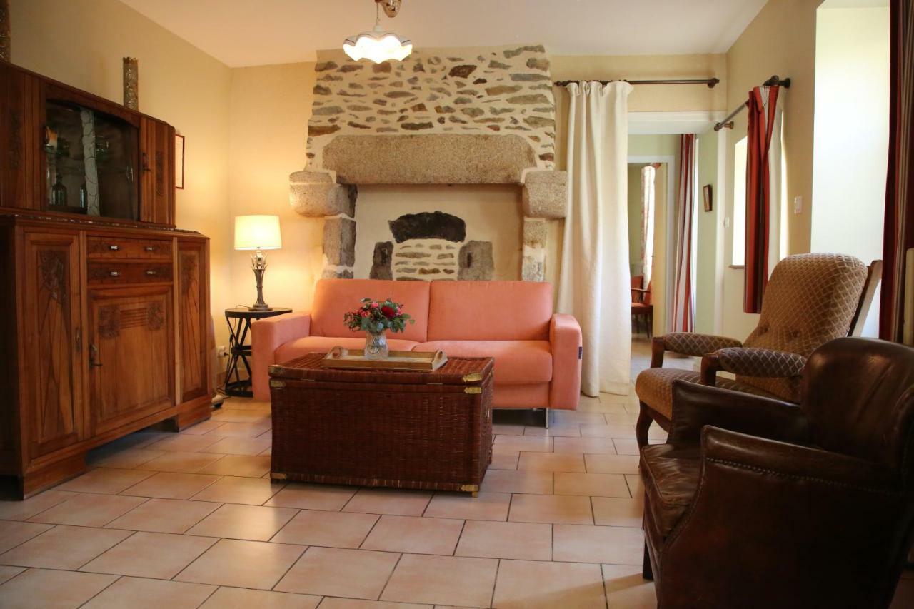Chambre D'Hote Courtoux Saint-Denis-sur-Sarthon Exterior foto
